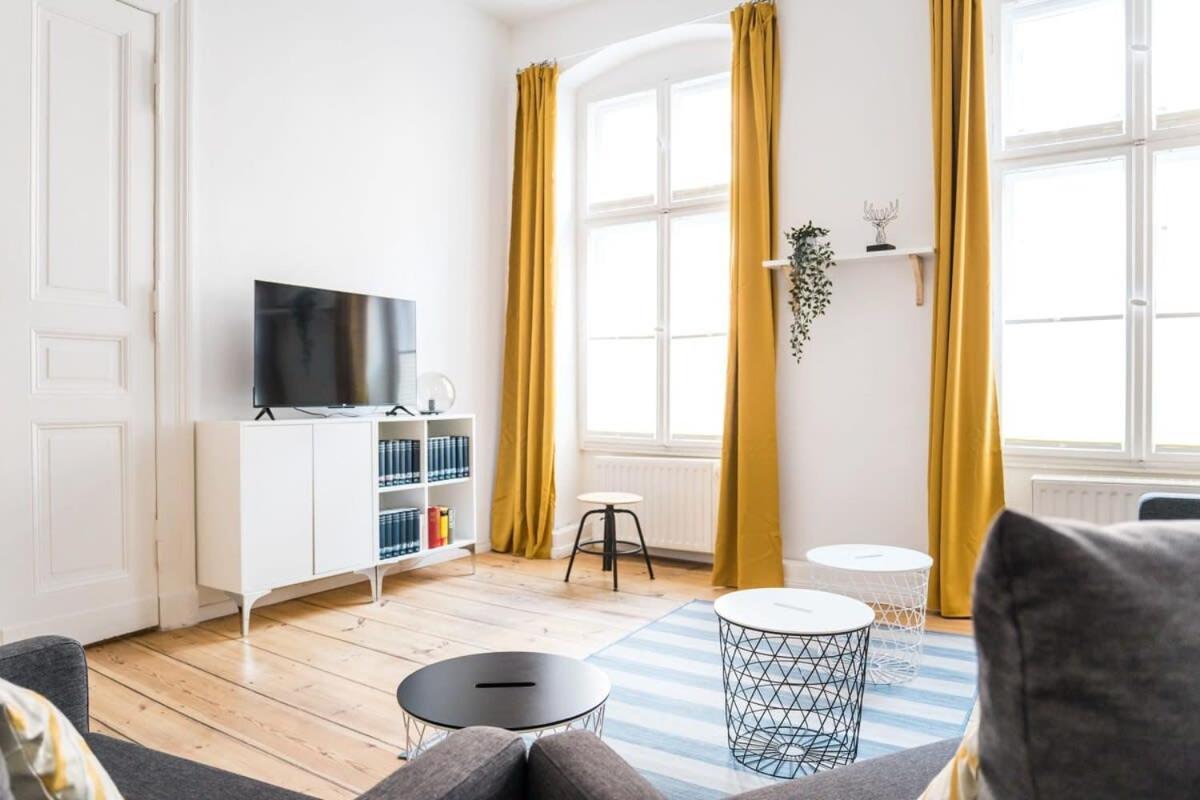 Apartment At Rosenthaler Platz Берлін Екстер'єр фото